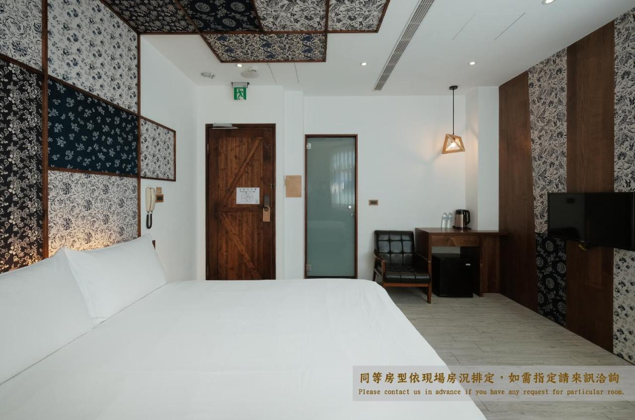 Journey Hostel Тайнань Экстерьер фото