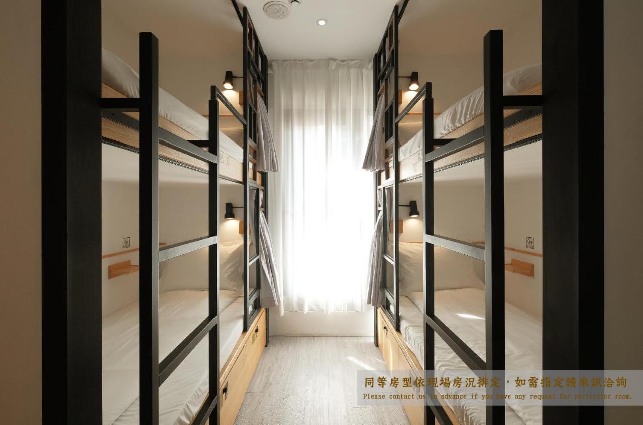 Journey Hostel Тайнань Экстерьер фото