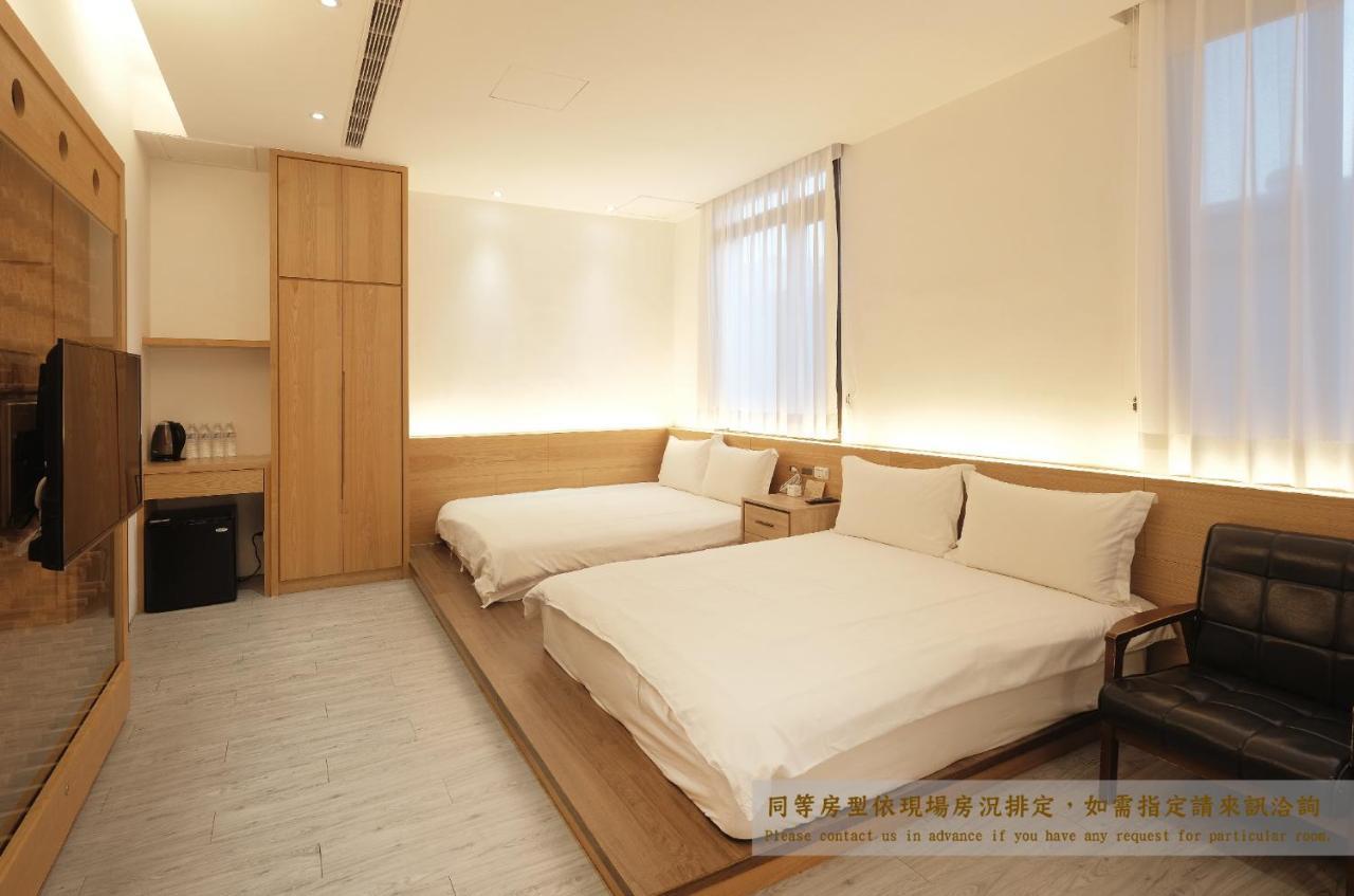 Journey Hostel Тайнань Экстерьер фото