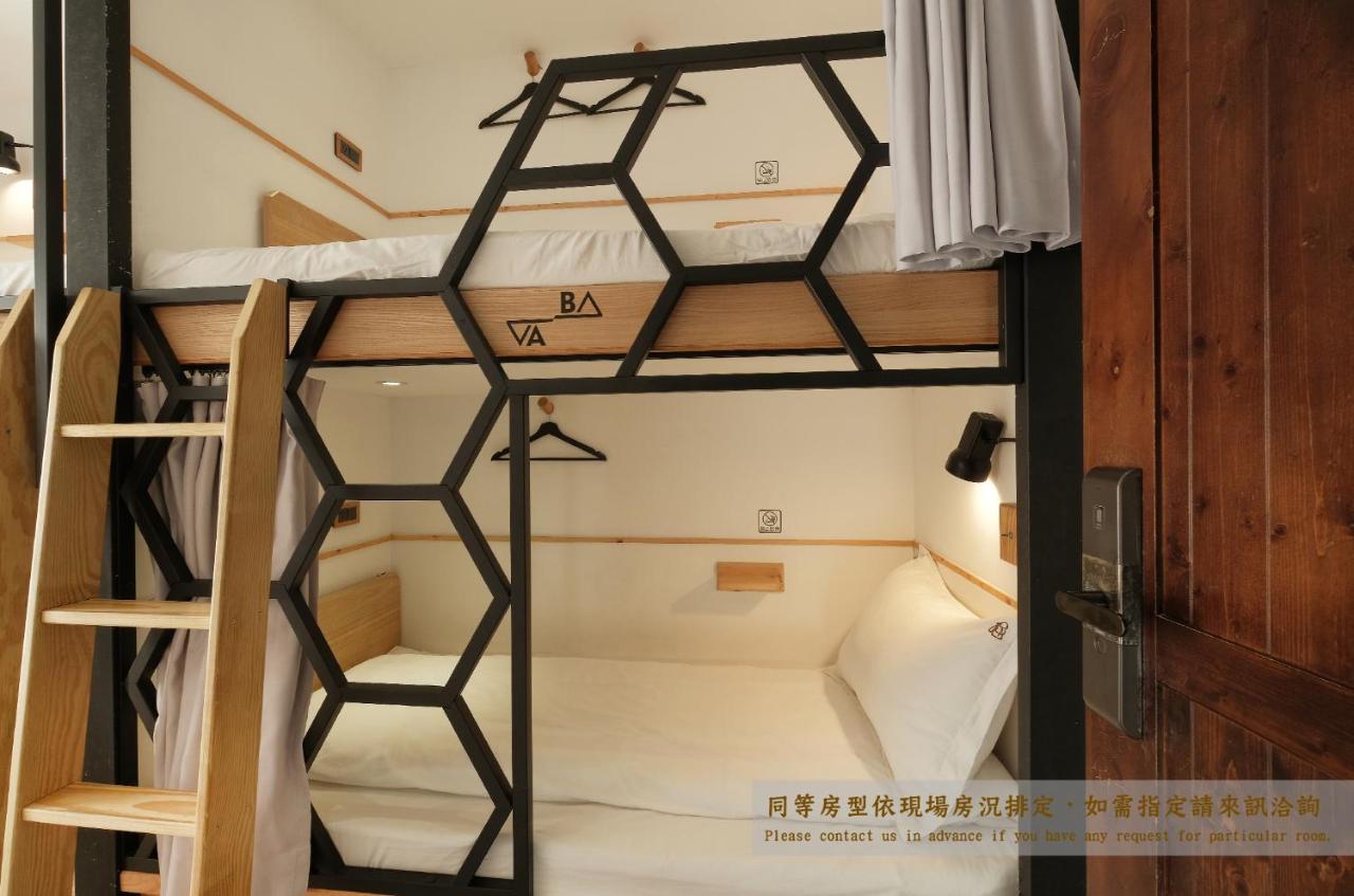 Journey Hostel Тайнань Экстерьер фото
